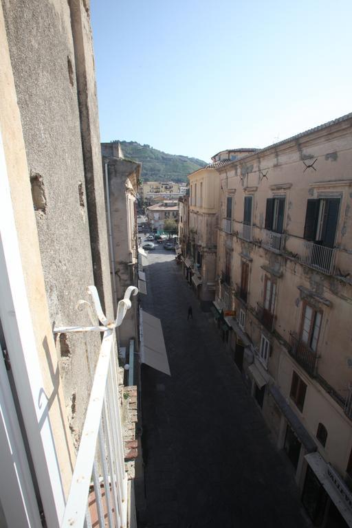 مبيت وإفطار تروبيا Al Vecchio Castello المظهر الخارجي الصورة